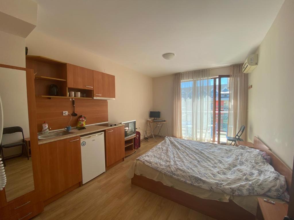 Апартаменты Studio In Amadeus XI Солнечный берег Экстерьер фото