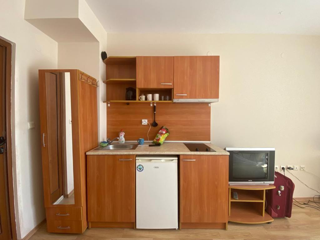 Апартаменты Studio In Amadeus XI Солнечный берег Экстерьер фото
